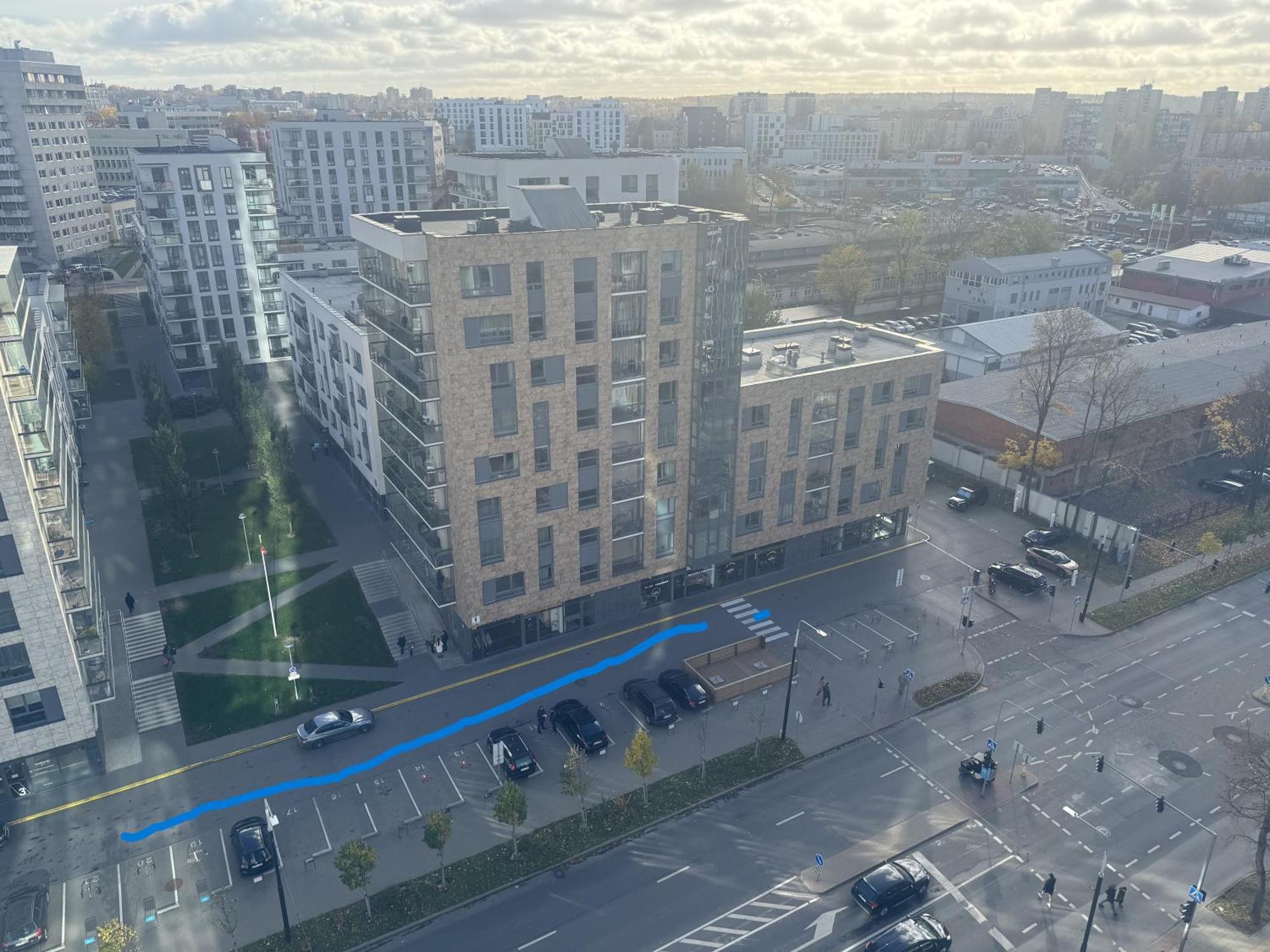 Helios Luxury Apartment In Vilnius Skyscraper エクステリア 写真